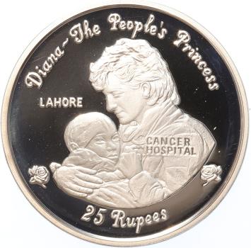 Seychelles 25 Rupees 1997 Princess Diana holding cancer patient silver Proof