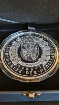 2019 Nationale één kilo herdenkingsmunt, Jubileumuitgifte 450 Jaar het Wilhelmus 1569 - 2019 Prins Willem van Oranje en Koning Willem-Alexander