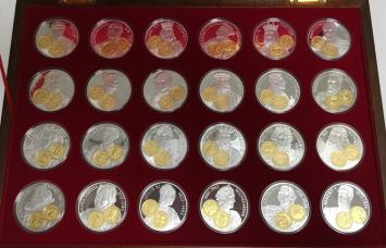 Nederlandse Antillen complete serie 24 verschillende 10 Gulden handelsmunten Proof 2001