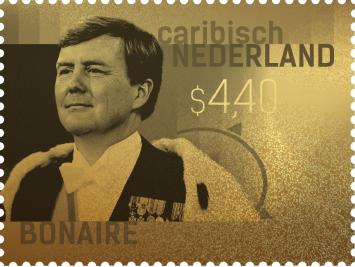 Bonaire Gouden postzegel 10 jaar Koningschap 2023